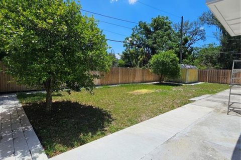 House in Orlando, Florida 3 bedrooms, 208.19 sq.m. № 2396282 - photo 27