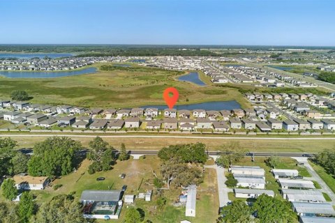 House in Wesley Chapel, Florida 6 bedrooms, 308.99 sq.m. № 1642727 - photo 9