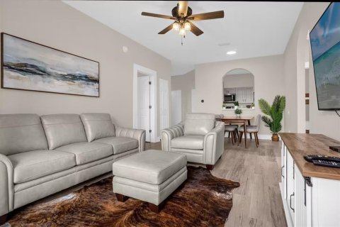 Copropriété à vendre à Kissimmee, Floride: 3 chambres, 117.8 m2 № 2389132 - photo 2