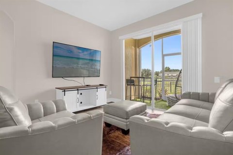 Copropriété à vendre à Kissimmee, Floride: 3 chambres, 117.8 m2 № 2389132 - photo 4