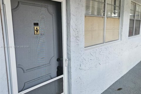 Купить кондоминиум в Маргит, Флорида 1 спальня, 55.46м2, № 1971716 - фото 23