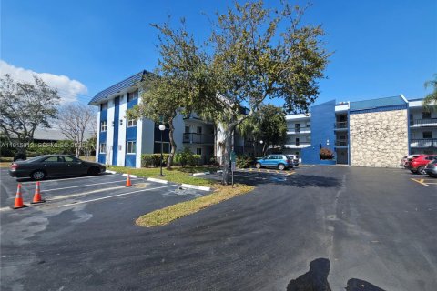 Купить кондоминиум в Маргит, Флорида 1 спальня, 55.46м2, № 1971716 - фото 22