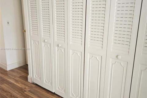 Condo in Margate, Florida, 1 bedroom  № 1971716 - photo 7