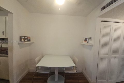 Купить кондоминиум в Маргит, Флорида 1 спальня, 55.46м2, № 1971716 - фото 30