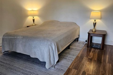 Condo in Margate, Florida, 1 bedroom  № 1971716 - photo 6