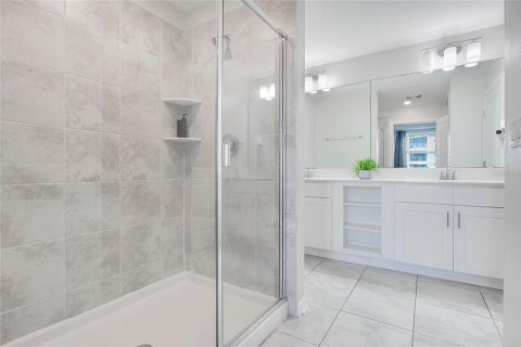 Condominio en venta en Kissimmee, Florida, 2 dormitorios, 104.61 m2 № 2226680 - foto 13