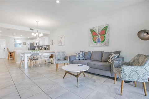 Condominio en venta en Kissimmee, Florida, 2 dormitorios, 104.61 m2 № 2226680 - foto 8