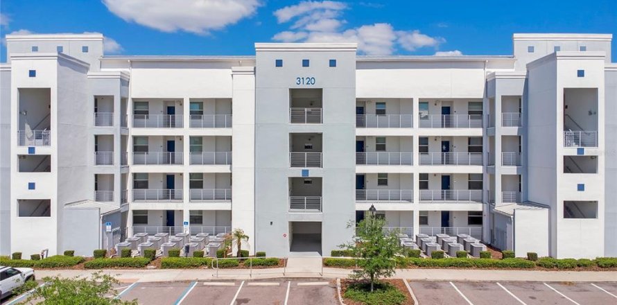 Condominio en Kissimmee, Florida, 2 dormitorios № 2226680