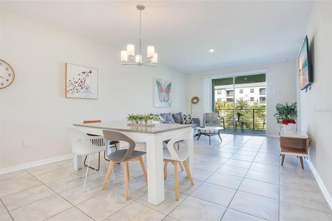 Condominio en venta en Kissimmee, Florida, 2 dormitorios, 104.61 m2 № 2226680 - foto 4