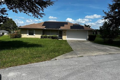 Villa ou maison à Ocala, Floride 4 chambres, 157.19 m2 № 2398460