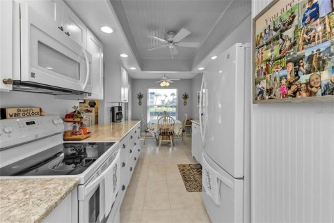 Villa ou maison à vendre à Punta Gorda, Floride: 2 chambres, 119.47 m2 № 2433115 - photo 18