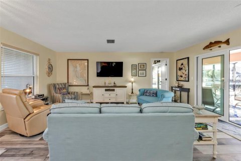 Villa ou maison à vendre à Punta Gorda, Floride: 2 chambres, 119.47 m2 № 2433115 - photo 9