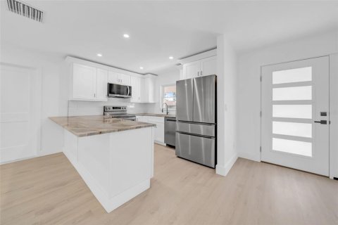 Villa ou maison à vendre à Seminole, Floride: 3 chambres, 109.81 m2 № 1758072 - photo 9