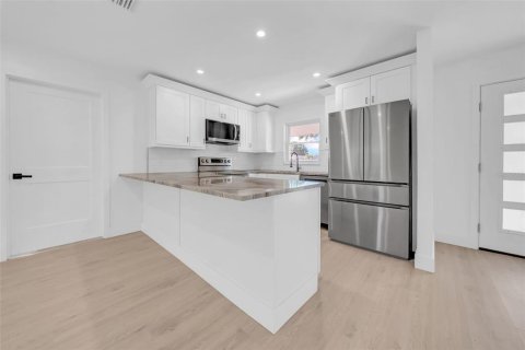 Villa ou maison à vendre à Seminole, Floride: 3 chambres, 109.81 m2 № 1758072 - photo 7