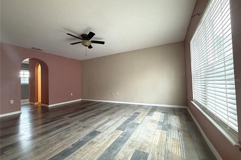 Villa ou maison à louer à Lakeland, Floride: 4 chambres, 205.13 m2 № 2399543 - photo 17