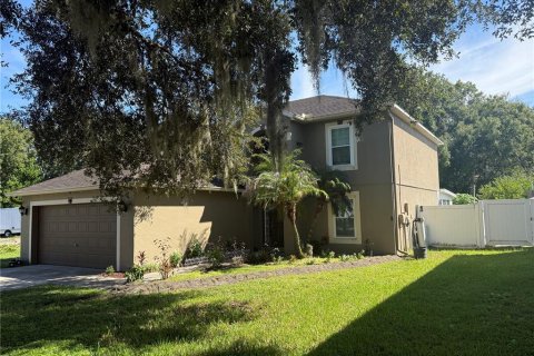 Villa ou maison à louer à Lakeland, Floride: 4 chambres, 205.13 m2 № 2399543 - photo 3