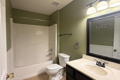 Villa ou maison à louer à Lakeland, Floride: 4 chambres, 205.13 m2 № 2399543 - photo 23