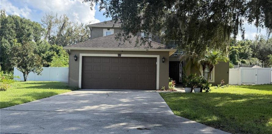 Villa ou maison à Lakeland, Floride 4 chambres, 205.13 m2 № 2399543