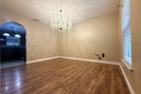 Villa ou maison à louer à Lakeland, Floride: 4 chambres, 205.13 m2 № 2399543 - photo 5