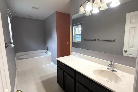 Villa ou maison à louer à Lakeland, Floride: 4 chambres, 205.13 m2 № 2399543 - photo 19