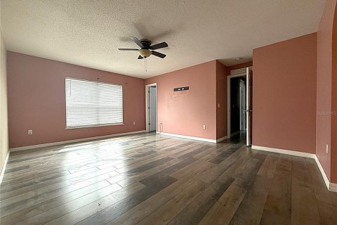 Villa ou maison à louer à Lakeland, Floride: 4 chambres, 205.13 m2 № 2399543 - photo 18