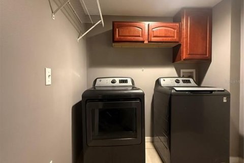 Villa ou maison à louer à Lakeland, Floride: 4 chambres, 205.13 m2 № 2399543 - photo 15