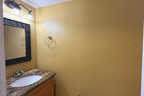 Villa ou maison à louer à Lakeland, Floride: 4 chambres, 205.13 m2 № 2399543 - photo 14
