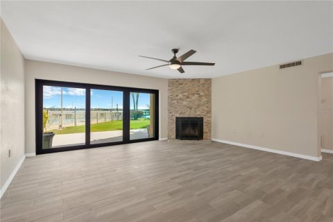 Copropriété à vendre à Saint Petersburg, Floride: 2 chambres, 122.17 m2 № 2124410 - photo 20