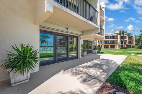 Copropriété à vendre à Saint Petersburg, Floride: 2 chambres, 122.17 m2 № 2124410 - photo 14