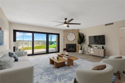 Copropriété à vendre à Saint Petersburg, Floride: 2 chambres, 122.17 m2 № 2124410 - photo 3