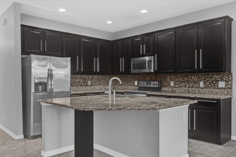 Adosado en alquiler en Windermere, Florida, 3 dormitorios, 161.93 m2 № 1903343 - foto 6