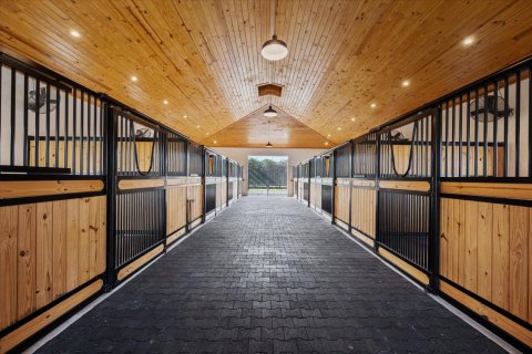 Immobilier commercial à louer à Wellington, Floride: 1 chambre, 49.24 m2 № 1098797 - photo 1