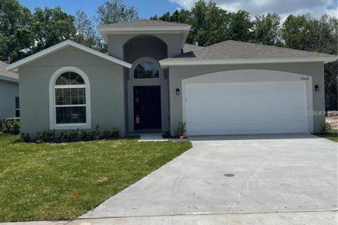 Villa ou maison à vendre à Kissimmee, Floride: 4 chambres, 170.75 m2 № 1786728 - photo 1