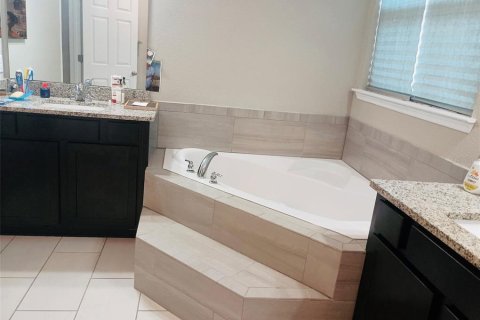 Villa ou maison à vendre à Kissimmee, Floride: 4 chambres, 170.75 m2 № 1786728 - photo 7