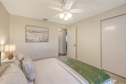 House in Sarasota, Florida 3 bedrooms, 131.92 sq.m. № 2277677 - photo 30
