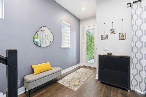 Casa en venta en Orlando, Florida, 5 dormitorios, 234.39 m2 № 2203043 - foto 8