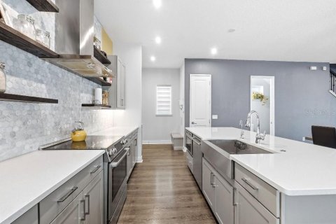Casa en venta en Orlando, Florida, 5 dormitorios, 234.39 m2 № 2203043 - foto 18