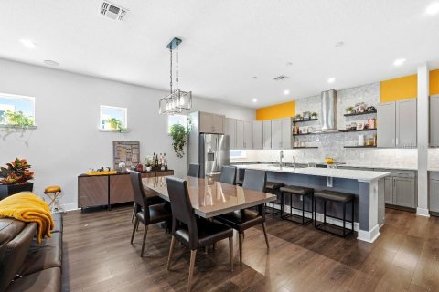 Casa en venta en Orlando, Florida, 5 dormitorios, 234.39 m2 № 2203043 - foto 14