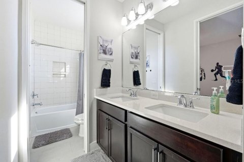 Casa en venta en Orlando, Florida, 5 dormitorios, 234.39 m2 № 2203043 - foto 30