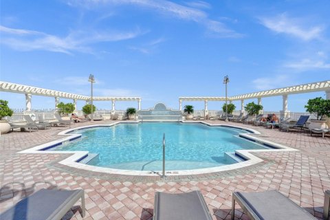 Condo in Fort Lauderdale, Florida, 2 bedrooms  № 1697465 - photo 17