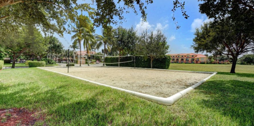 Townhouse in Delray Beach, Florida 2 bedrooms, 108.23 sq.m. № 1177284