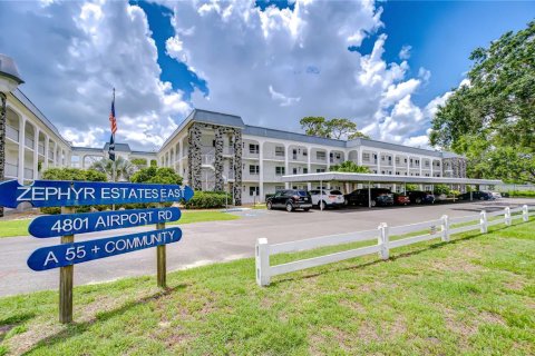 Condo in Zephyrhills, Florida, 1 bedroom  № 1767588 - photo 19