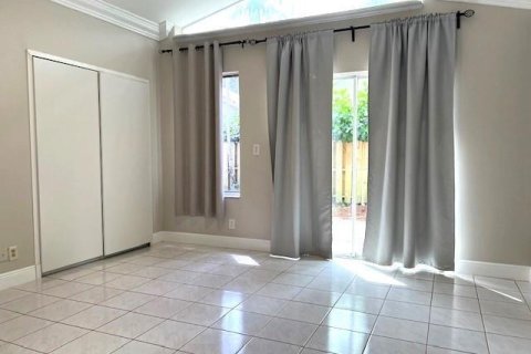 House in Plantation, Florida 4 bedrooms, 158.31 sq.m. № 2261367 - photo 30