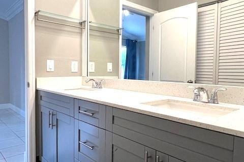 House in Plantation, Florida 4 bedrooms, 158.31 sq.m. № 2261367 - photo 17