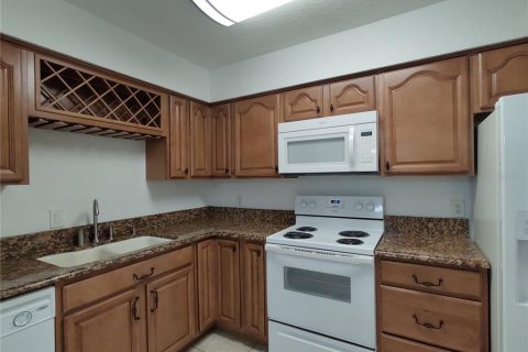 Condominio en alquiler en Altamonte Springs, Florida, 2 dormitorios, 116.31 m2 № 1876688 - foto 12