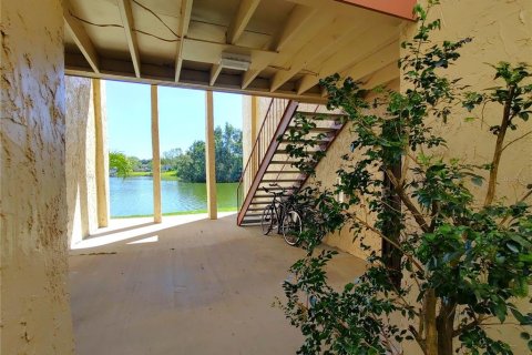 Condominio en alquiler en Altamonte Springs, Florida, 2 dormitorios, 116.31 m2 № 1876688 - foto 29