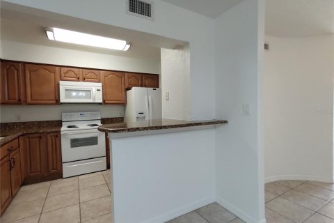 Condominio en alquiler en Altamonte Springs, Florida, 2 dormitorios, 116.31 m2 № 1876688 - foto 13