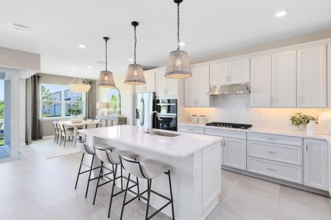 House in TOHOQUA in Kissimmee, Florida 4 bedrooms, 222.69 sq.m. № 2220013 - photo 9