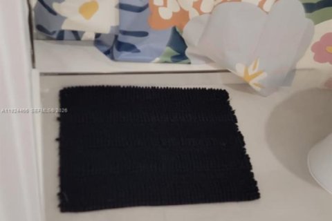 Casa en alquiler en Miami, Florida, 1 dormitorio, 46.45 m2 № 2055038 - foto 6