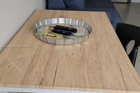 Casa en alquiler en Miami, Florida, 1 dormitorio, 46.45 m2 № 2055038 - foto 10